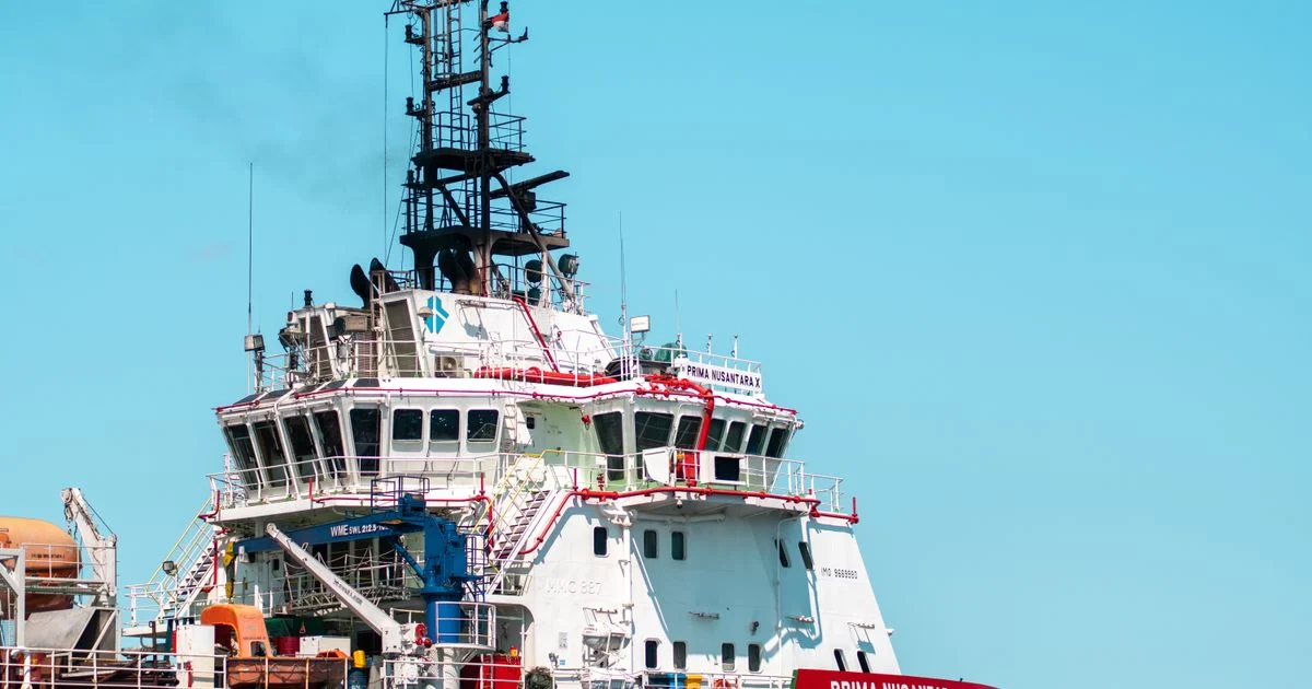 Dasar Komunikasi VHF untuk Calon Pelaut di Dunia Maritim