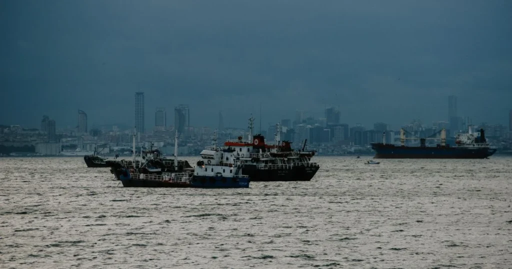 Panduan Praktis Cara Memahami Posisi Kapal di Laut untuk Navigator